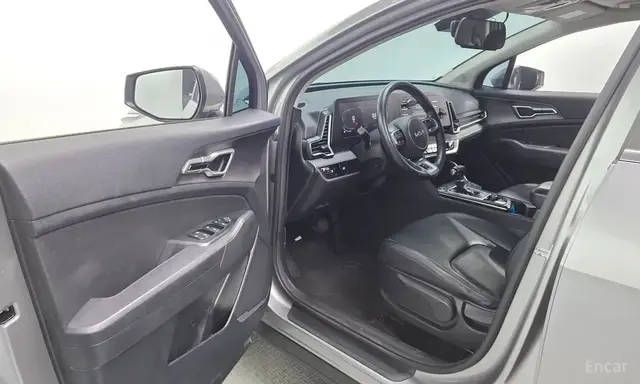 KIA SPORTAGE 2.0D 8AT 2WD TRENDY С ПАКЕТОМ CONVENIENCE 2022