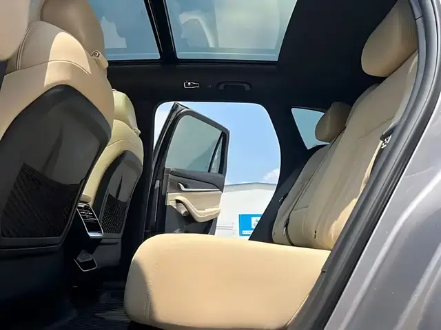 GEELY MONJARO 2WD ORIENTAL RADIANCE EDITION 2026