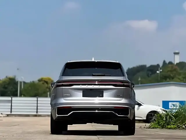 GEELY MONJARO 2WD ORIENTAL RADIANCE EDITION 2026
