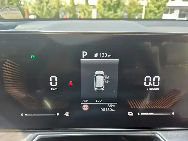 KIA SORENTO 1.6 HYBRID PRESTIGE (РЕСТАЙЛИНГ) 2023