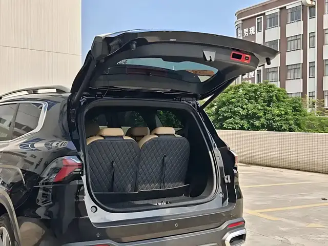 GEELY HAOYUE L FLAGSHIP EDITION (7 МЕСТ) 2023