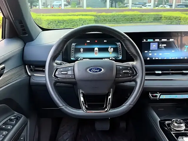 FORD EQUATOR SPORT PREMIUM MODEL (LINGRUI) 2023