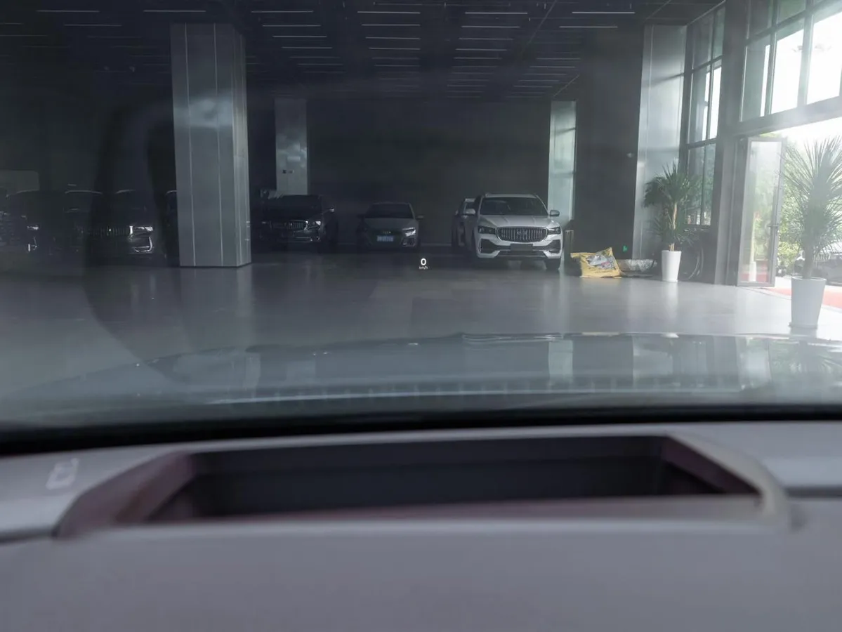 GEELY MONJARO VERSION MONJARO 4WD FLAGSHIP VERSION 2022