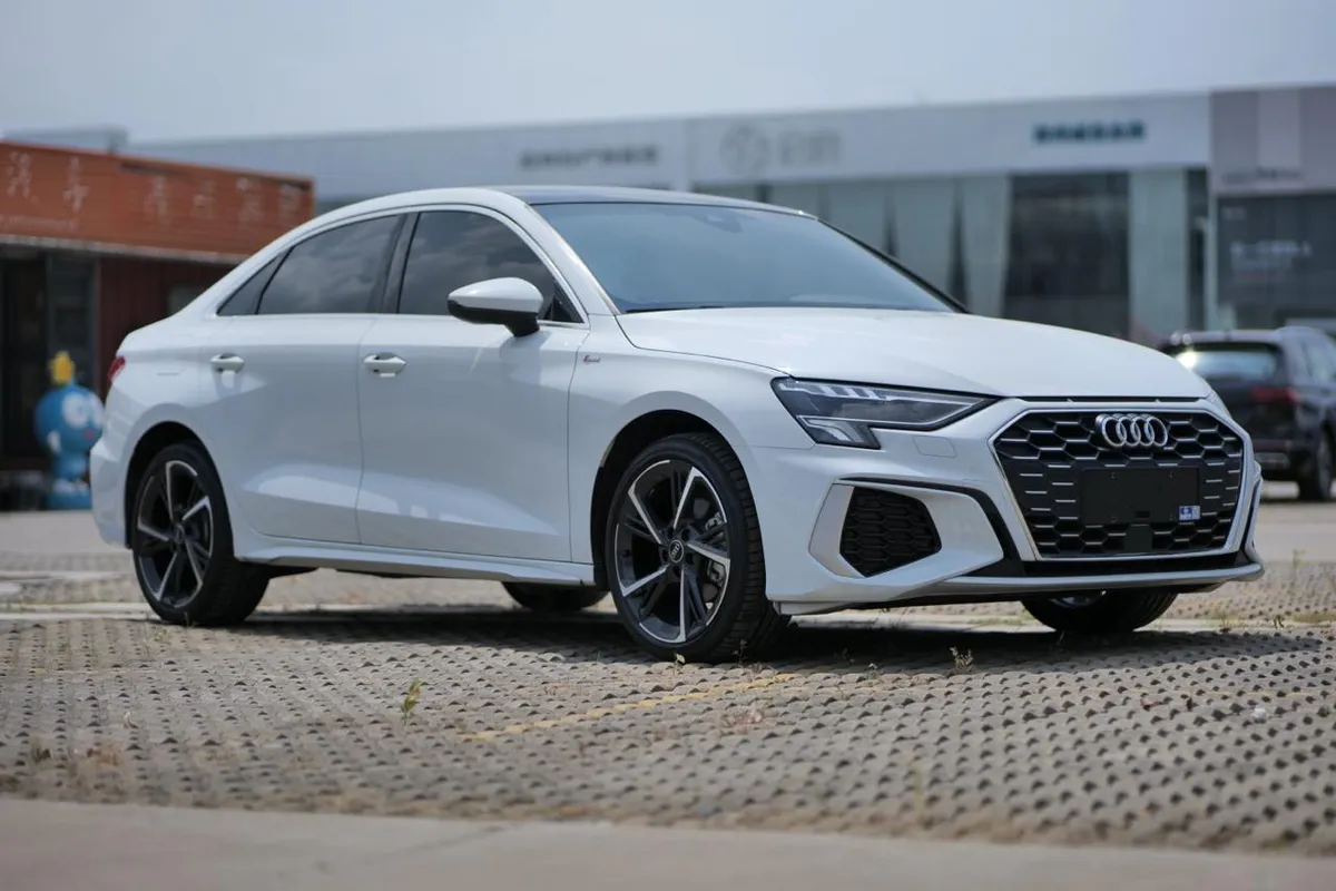 AUDI A3L 2023