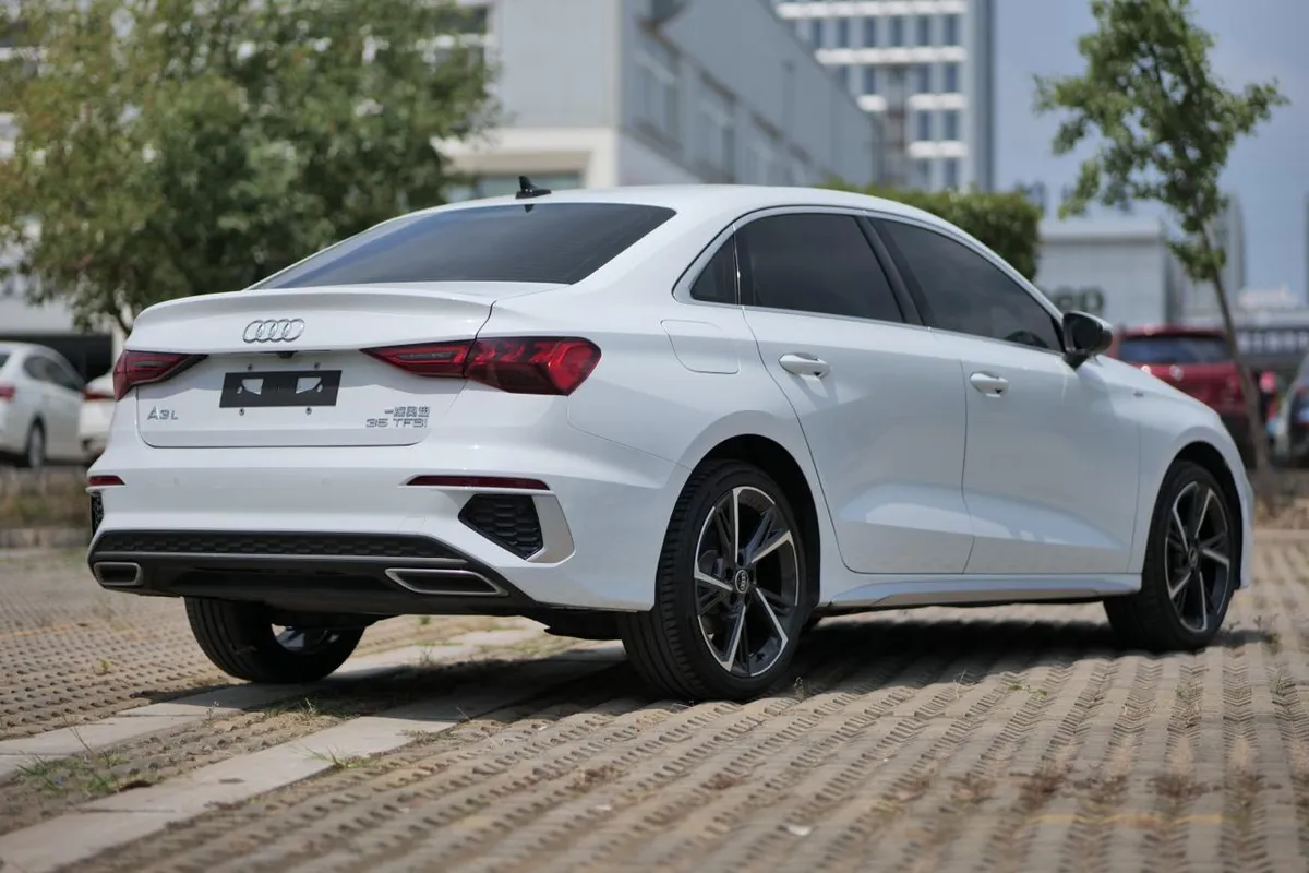 AUDI A3L 2023