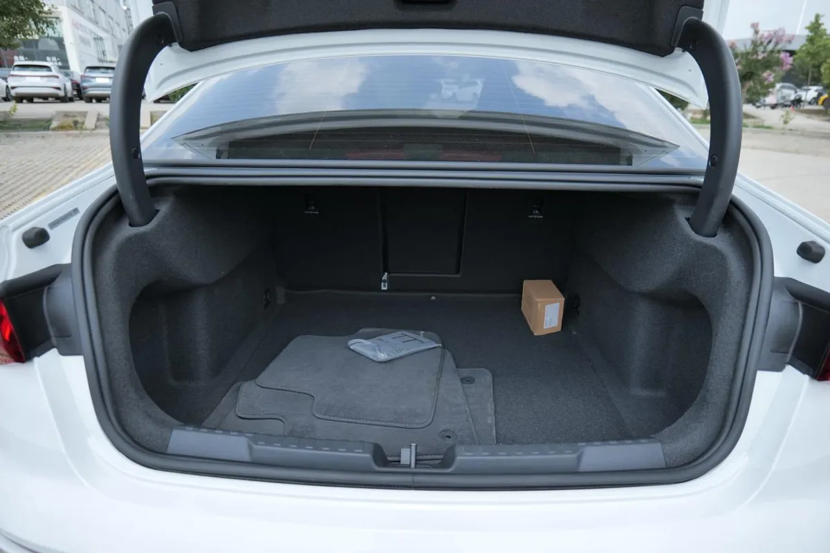 AUDI A3L 2023