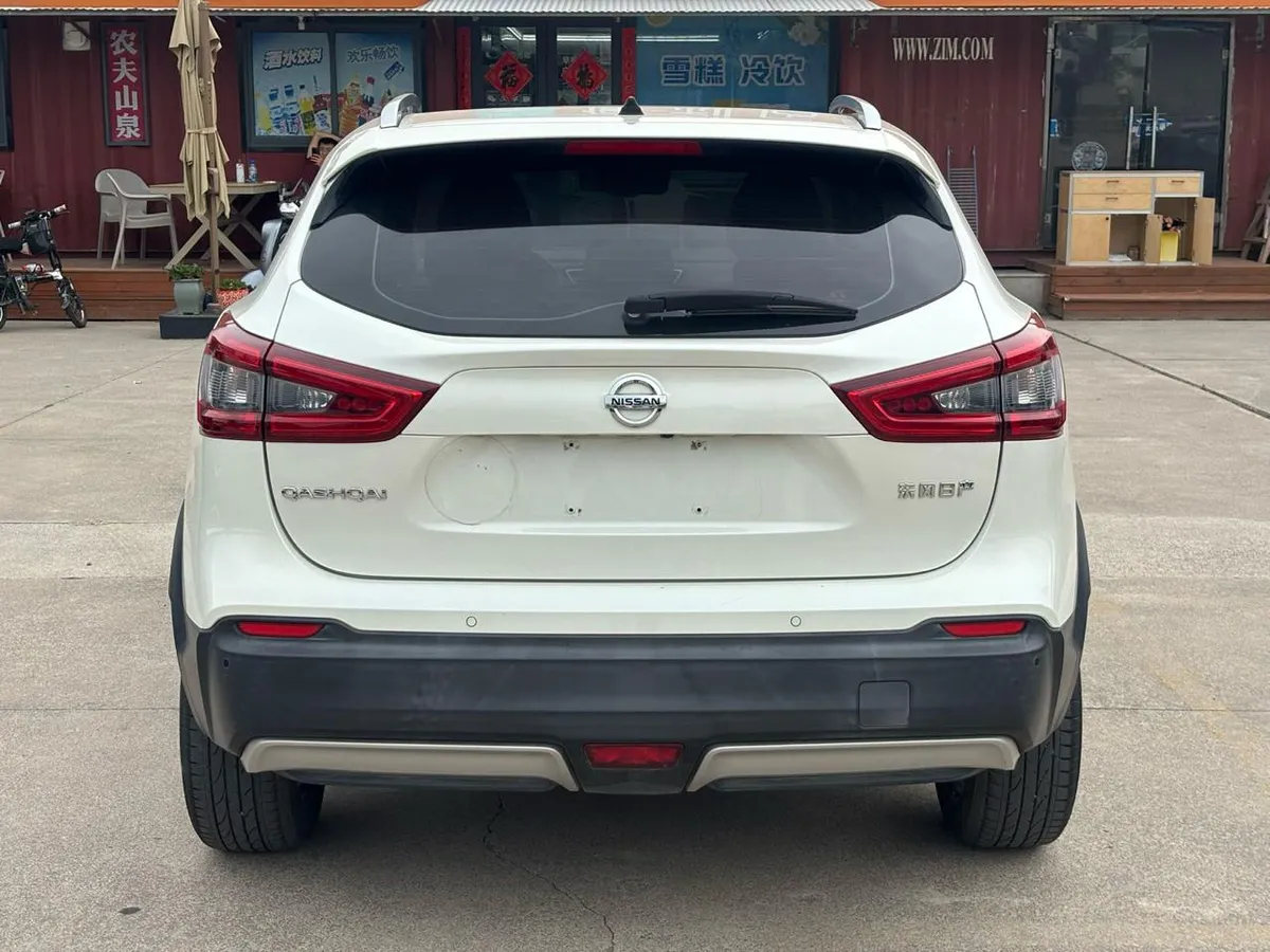NISSAN QASHQAI 2022