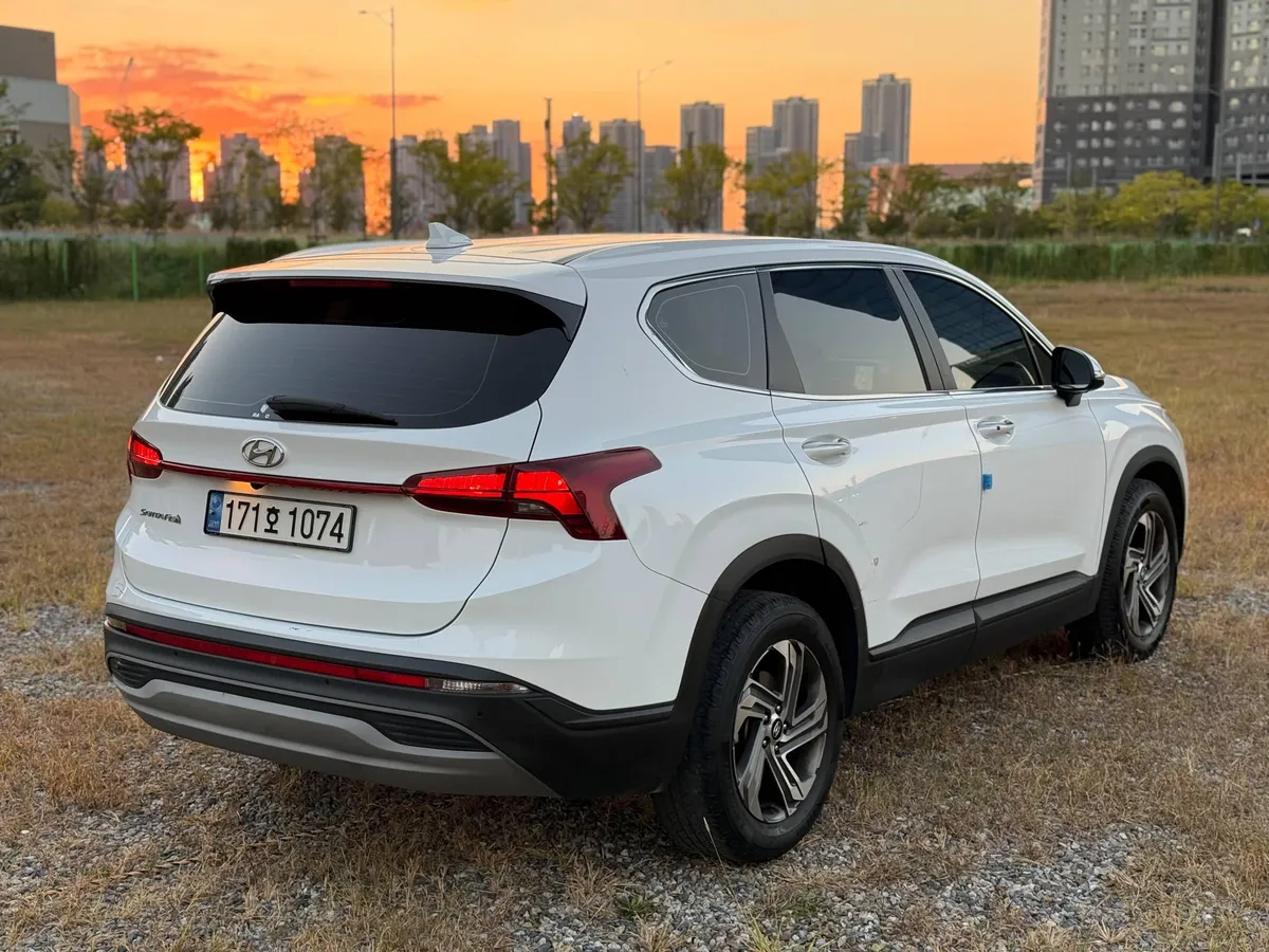 HYUNDAI SANTA FE EXCLUSIVE 2022