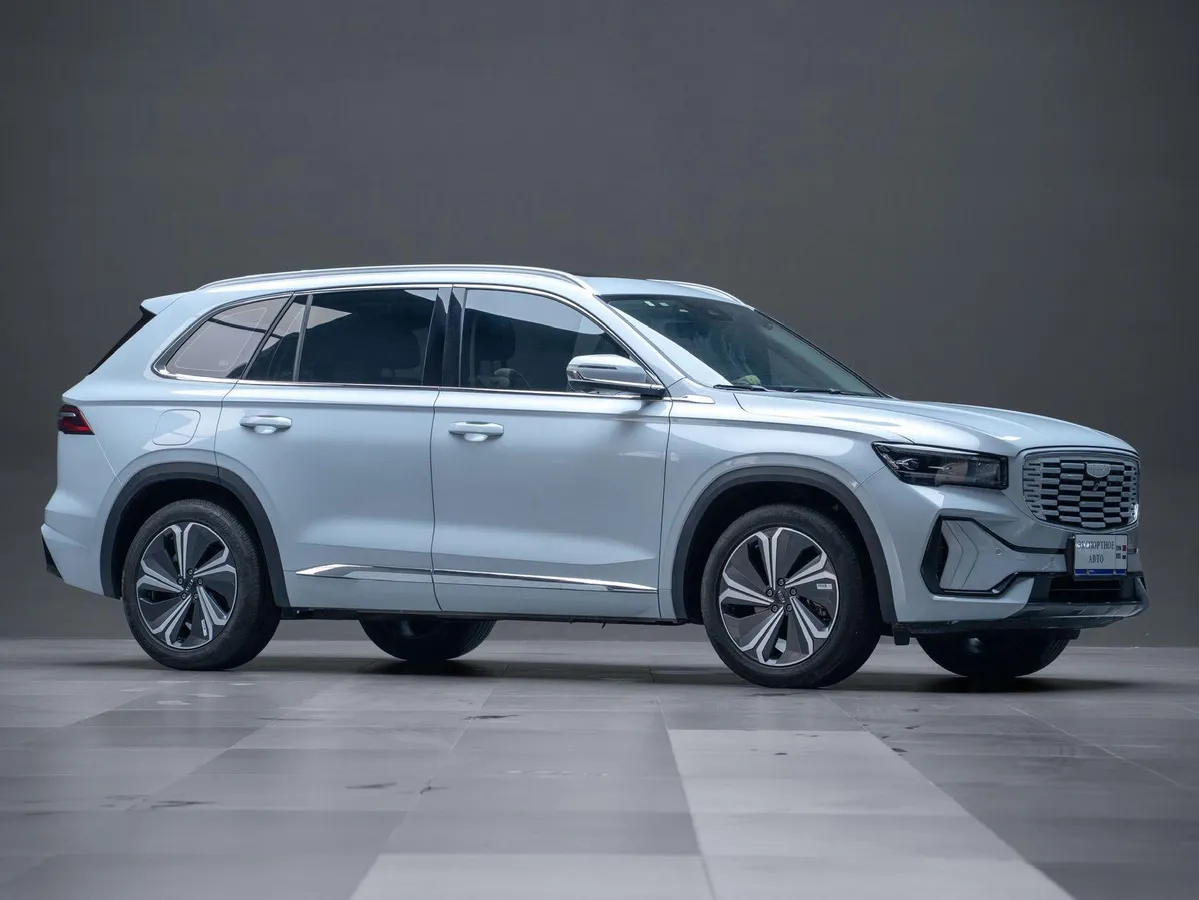 GEELY MONAJRO 2022