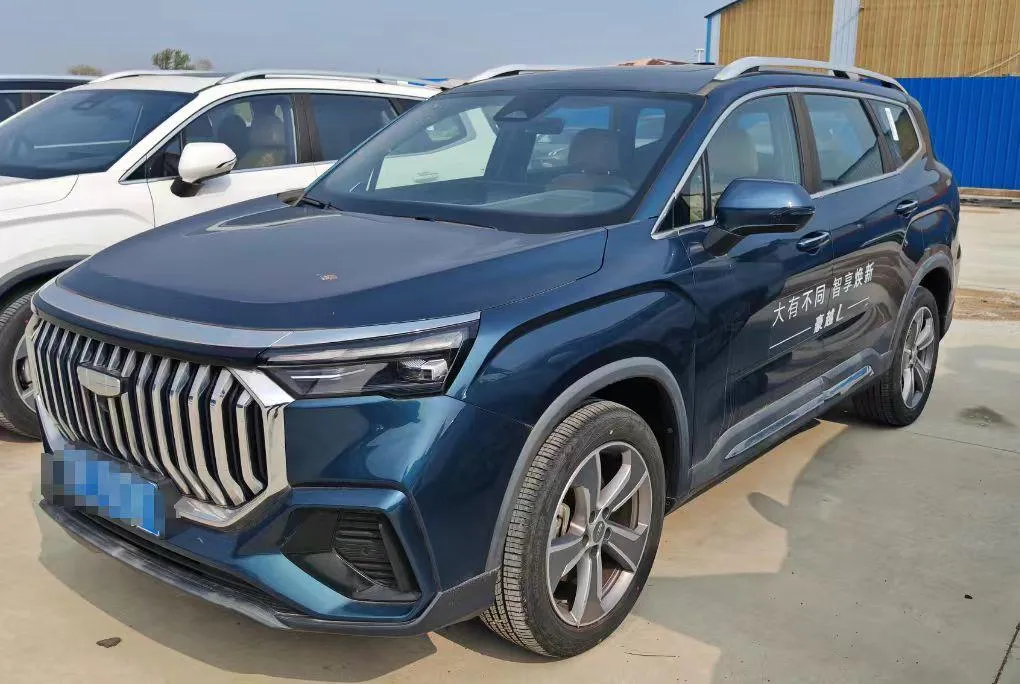 GEELY OKAVANGO 2023