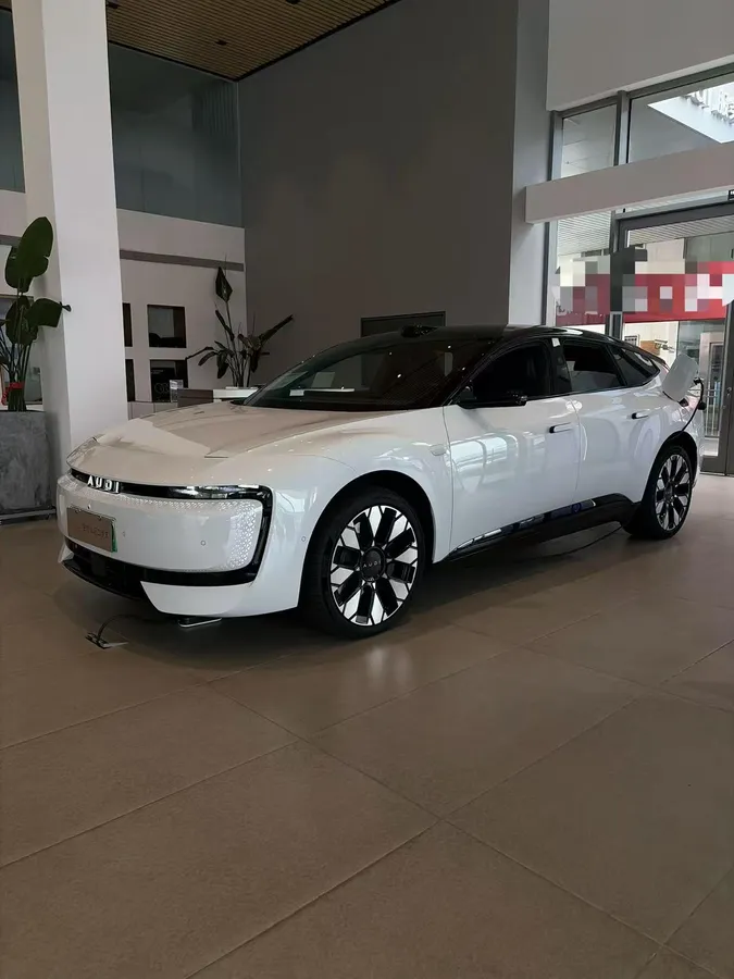 AUDI E5 SPORTBACK 2025