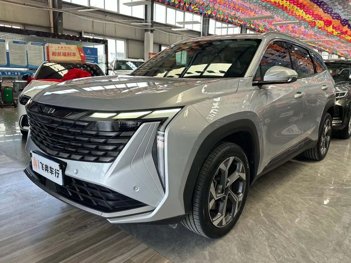 GEELY BOYUE L TOP 2023