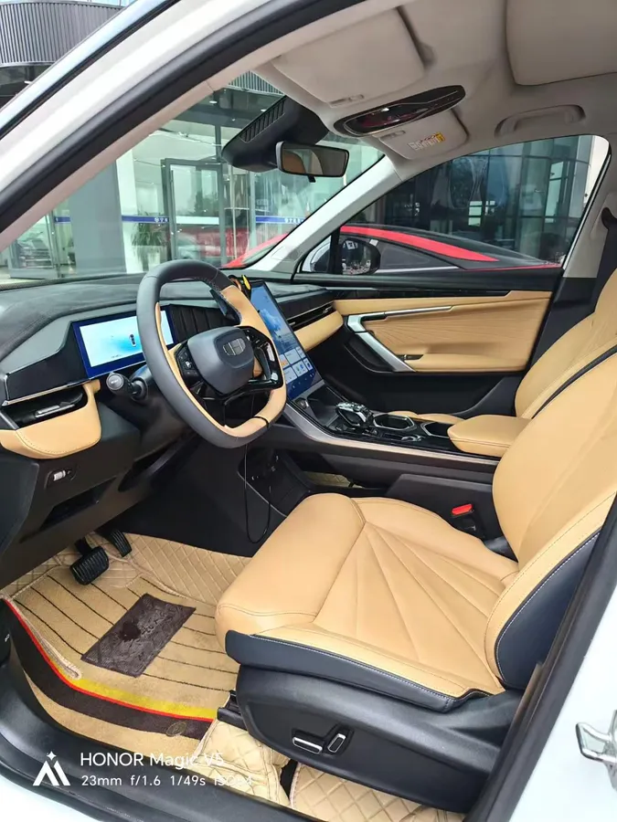 GEELY BOYUE L LUXURY 2023