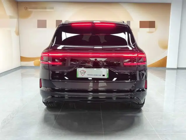 ZEEKR 8X 2026