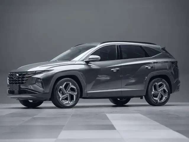 HYUNDAI TUCSON PREMIUM 2023
