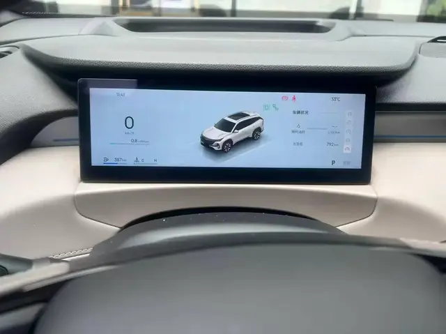 GEELY ATLAS L 2025