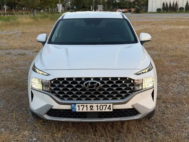 HYUNDAI SANTA FE EXCLUSIVE 2022