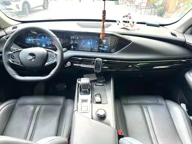 DONGFENG HUGE 2022