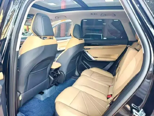 GEELY BOYUE L PREMIUM 2023