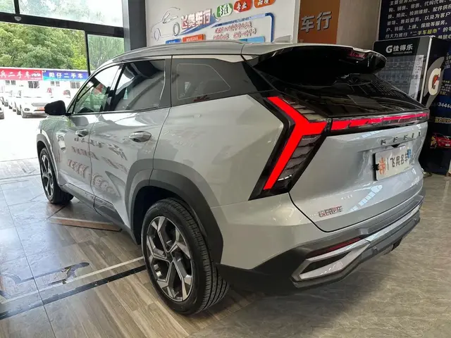 GEELY BOYUE L TOP 2023