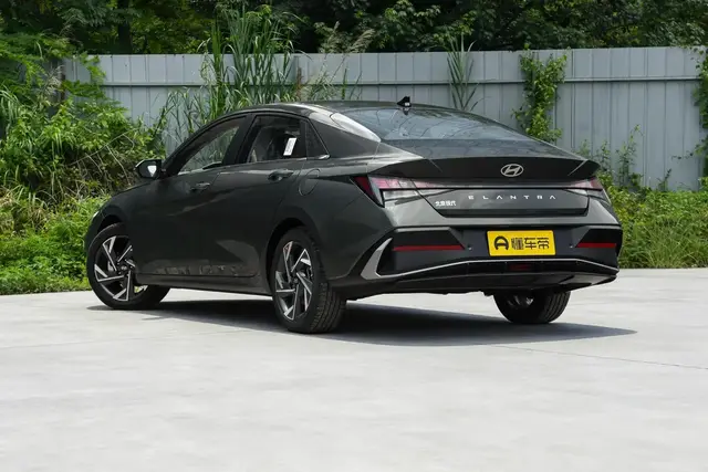 HYUNDAI ELANTRA ELITE 2026