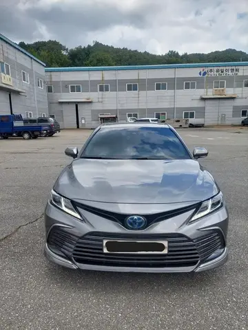 TOYOTA CAMRY XV70 2022