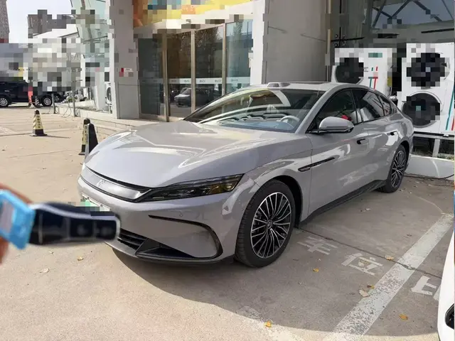 BYD HAN DM-I 2025