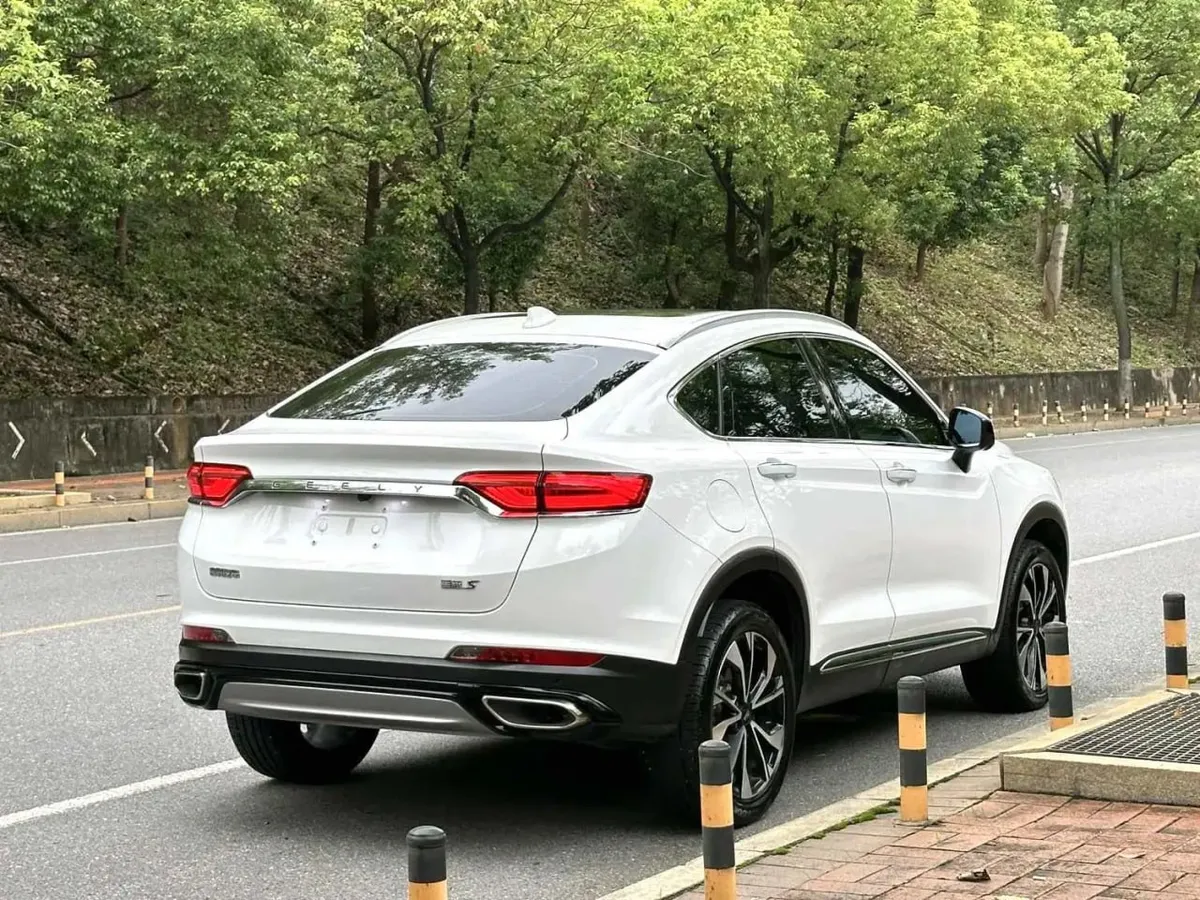 GEELY TUGELLA LIGHTNING EDITION 2022