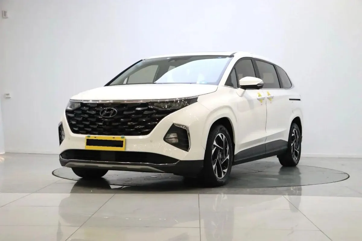 HYUNDAI CUSTO 2022