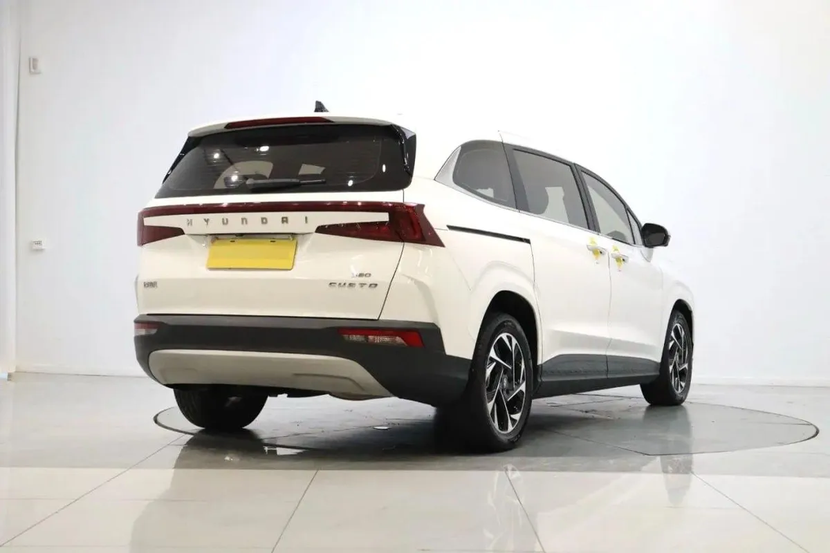 HYUNDAI CUSTO 2022