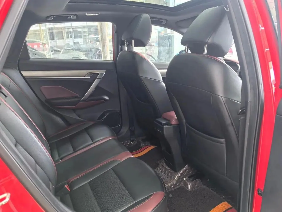 GEELY COOLRAY 2019