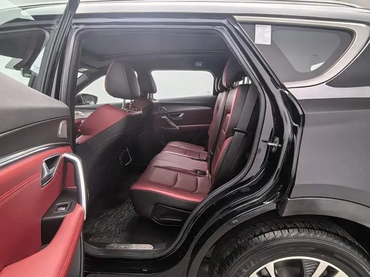 JETOUR X70 PLUS 2022