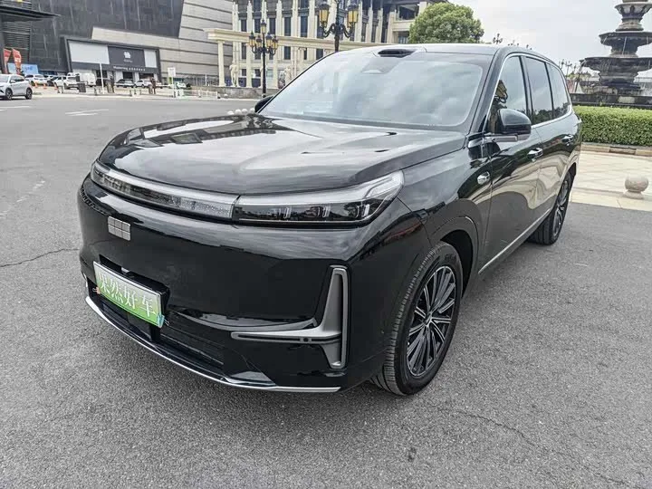 GEELY GALAXY M9 2025