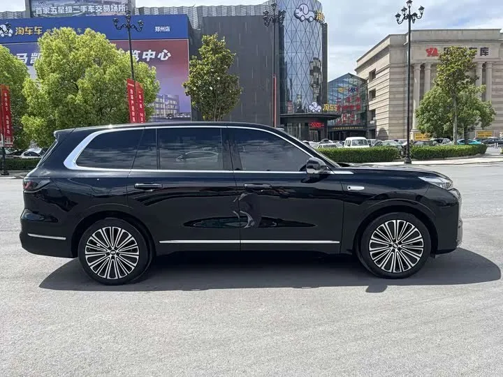 GEELY GALAXY M9 2025
