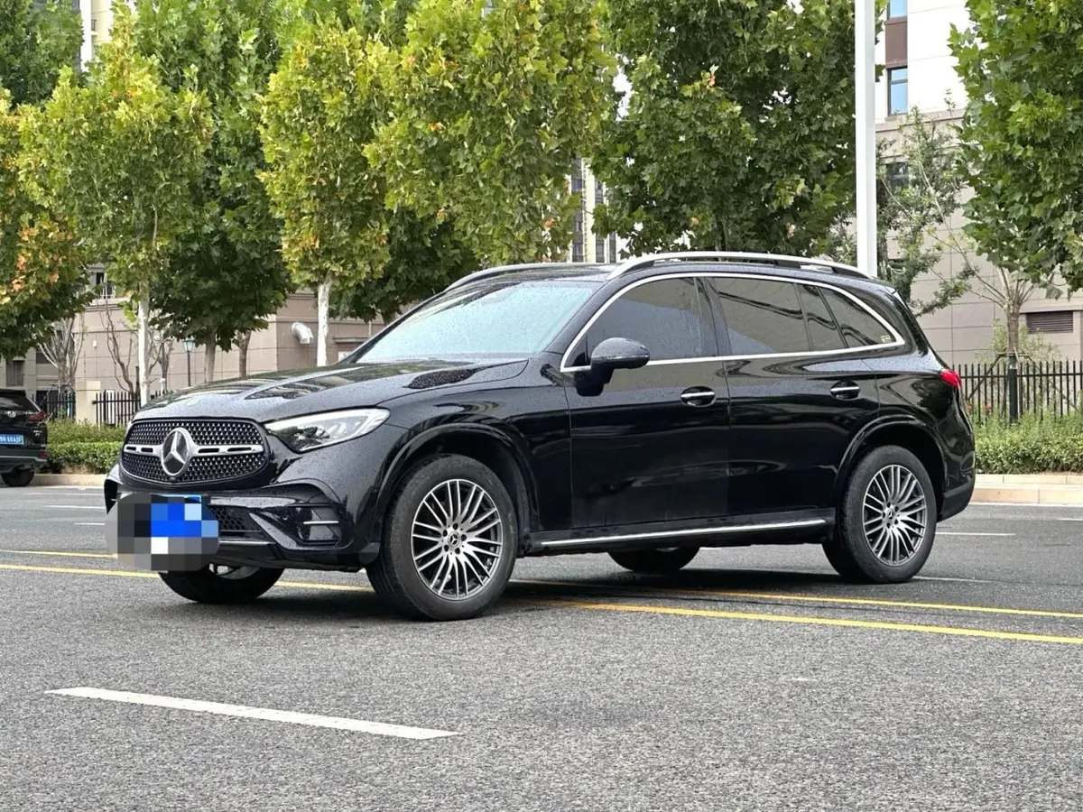 MERCEDES-BENZ GLC-CLASS 2023