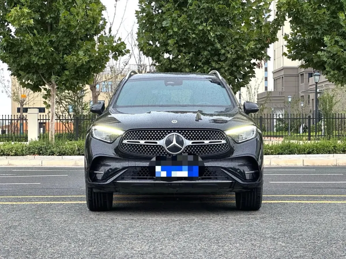 MERCEDES-BENZ GLC-CLASS 2023