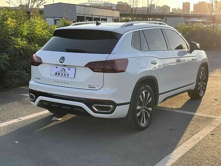 VOLKSWAGEN TAYRON 2022