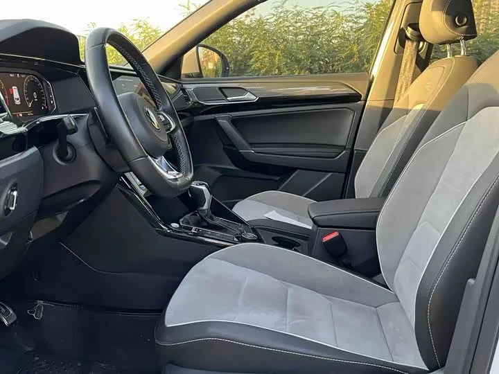 VOLKSWAGEN TAYRON 2022