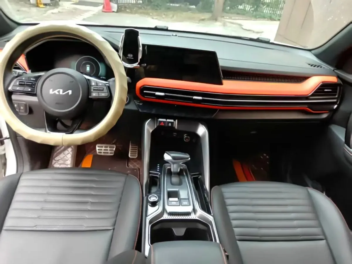 KIA SPORTAGE 2021