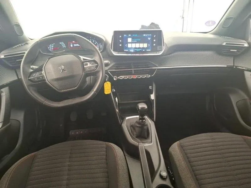 PEUGEOT 2008 2023