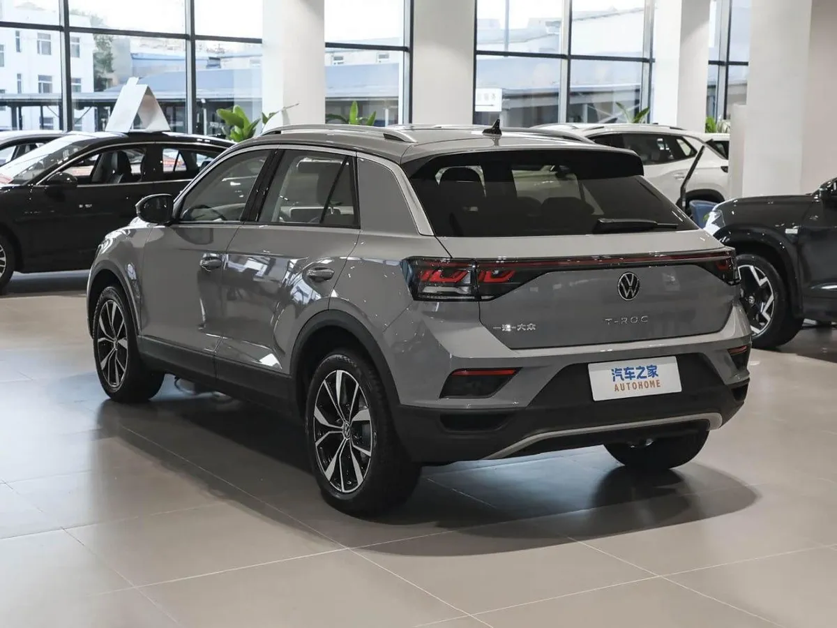 VOLKSWAGEN T-ROC 2026