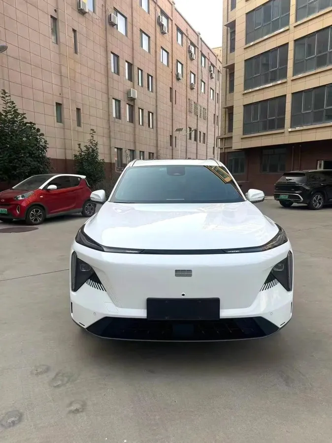 GEELY GALAXY L7 2023