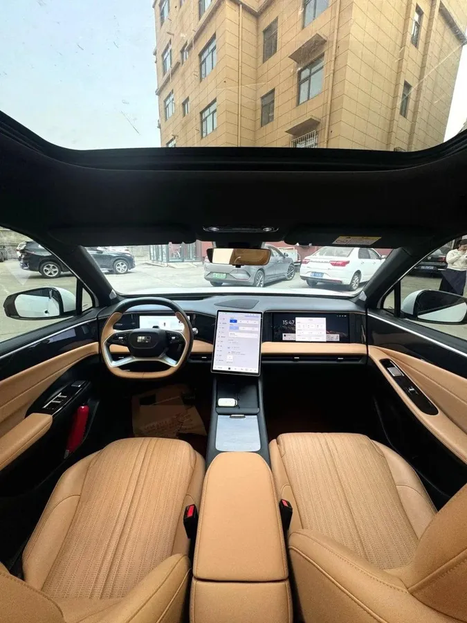 GEELY GALAXY L7 2023