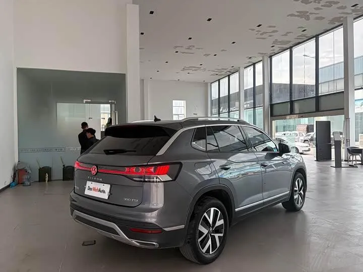 VOLKSWAGEN TAYRON 2023