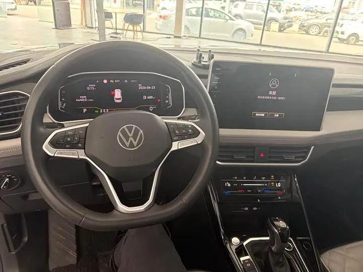 VOLKSWAGEN TAYRON 2023
