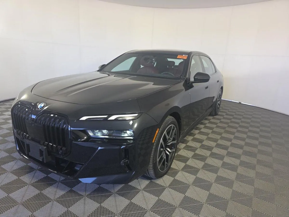 BMW 7 SERIES 740I 2023