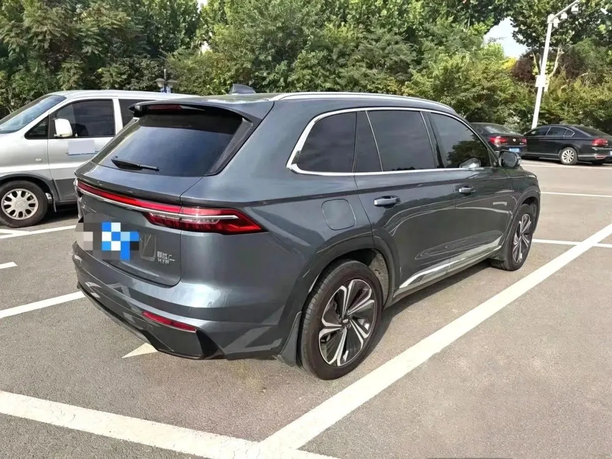 GEELY MONJARO 2022