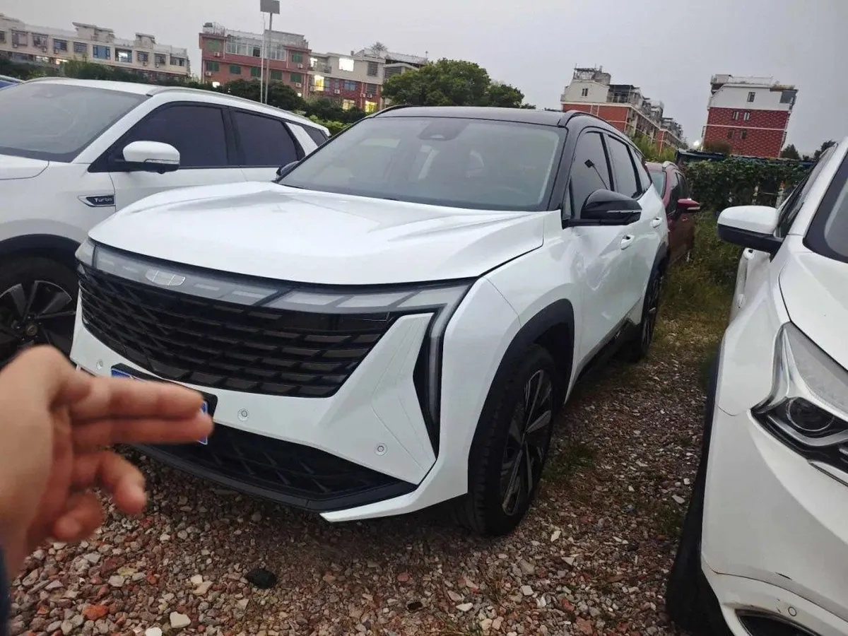 GEELY BOYUE L 2022