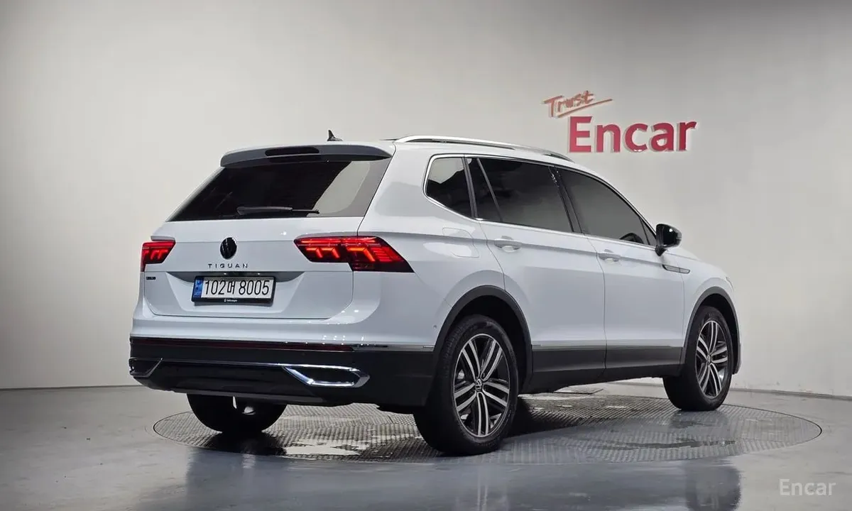 VOLKSWAGEN TIGUAN 2023