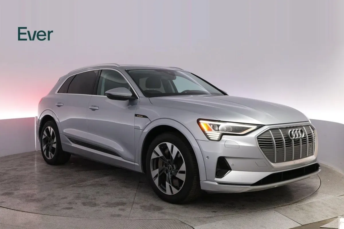 AUDI E-TRON PREMIUM PLUS 2023